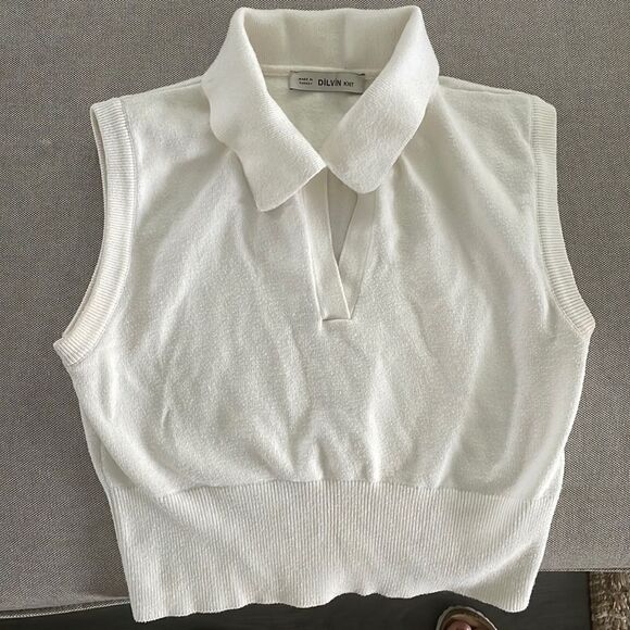 White crop  - Picture 1 of 2